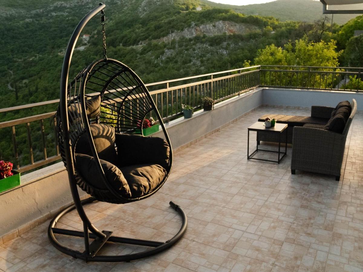Apartment Village House Ravno Esterno foto