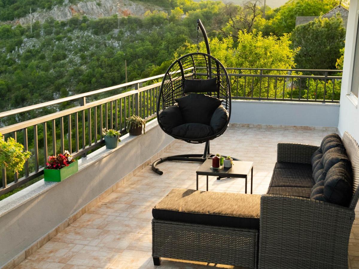 Apartment Village House Ravno Esterno foto